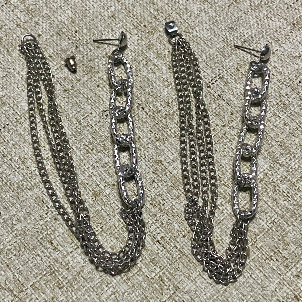 ✨Elegant Silver Chain long earrings✨